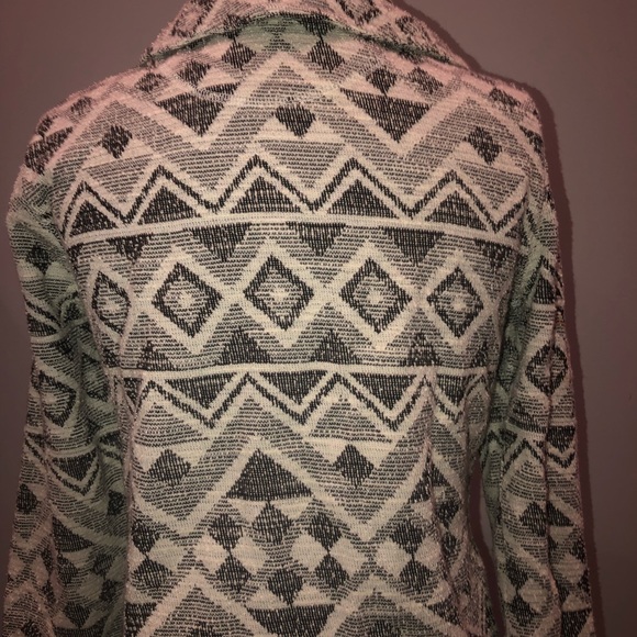 Lucky brand jacket/sweater - Picture 3 of 4